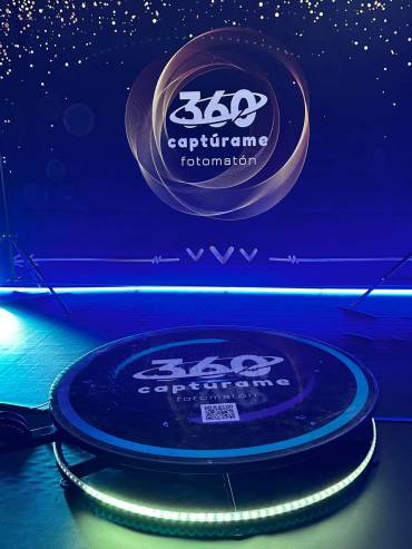 5 razones por las que deberías de contratar nuestro Videomatón 360 – Captúrame Fotomatón